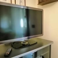 TV PHILIPS Ambilight 32 pollici