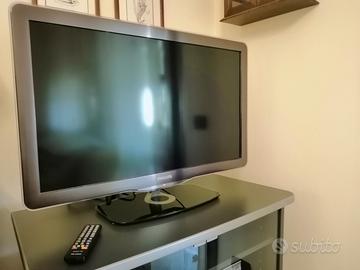 TV PHILIPS Ambilight 32 pollici