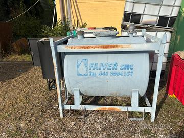 Vendisi cisterna porta gasolio