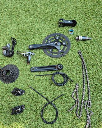 shimano claris anche pezzi singoli