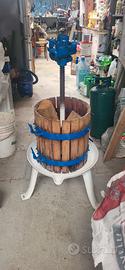 torchio per uva in legno