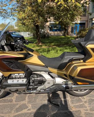 Honda GL 1800 Gold Wing DCT TOUR 50 th ANNIVERSARI
