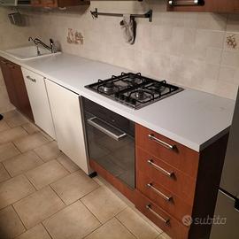 CUCINA COLOR CILIEGIO 10€