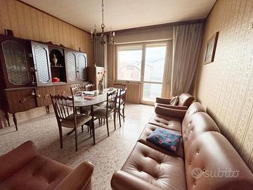 Appartamento di 125 mq con giardino privato U/990