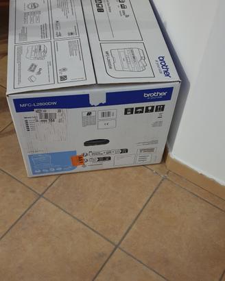  pc completo di accessori, mobile e stampante