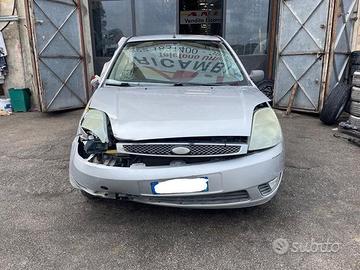 Ricambi Ford Fiesta 1.4 benz 16V 80cv del 2003