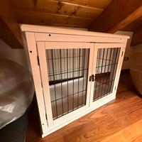 Gabbia di legno e metallo per cani