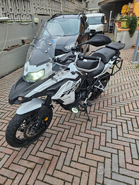 Benelli Trk 502x