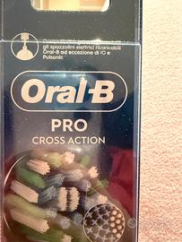 Due testine oral b Pro spazzolino elettrico