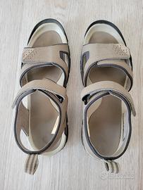 sandali nr 42 nuovi mai usati