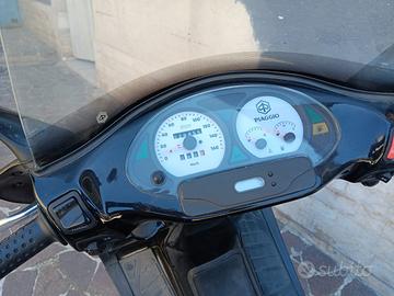 Scooter Piaggio exagon