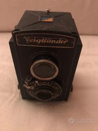 Macchina fotografica antica