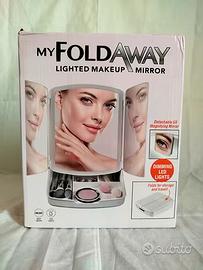 Contenitore makup con illuminazione