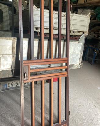 Porta   da ingresso inferiata