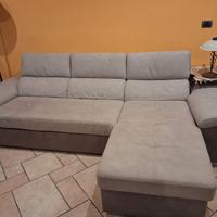 Divano a "L" colore grigio