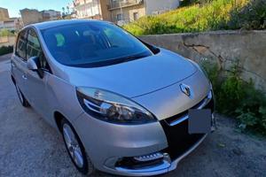 2012 Renault Scenic