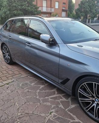 BMW 518 MSPORT TURING