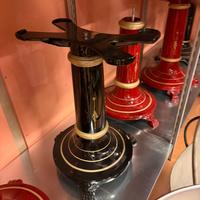 Piedistalli per affettatrici restaurati