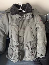 piumino grigio peuterey