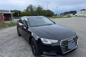 Audi A4 S-line ultra business S-tronic 150 cv