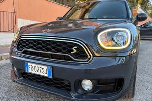 Mini Cooper S Countryman se all4 ibrida plug in 22