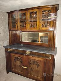 coppia di vetrine in noce