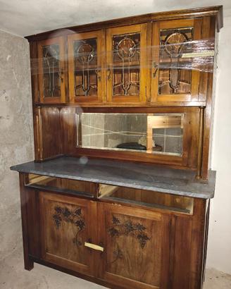 coppia di vetrine in noce