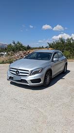 MERCEDES GLA 220D X156