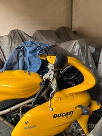 DUCATI 750 supersport ie
