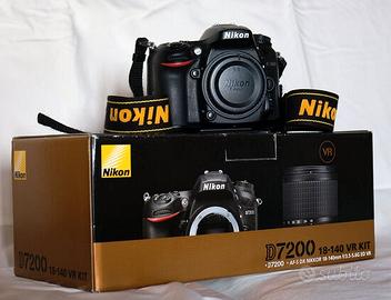 Nikon D7200 solo corpo