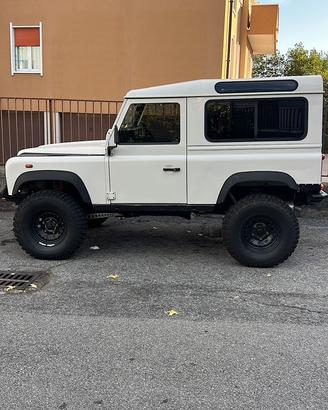 LAND ROVER DEFENDER 90 TD5