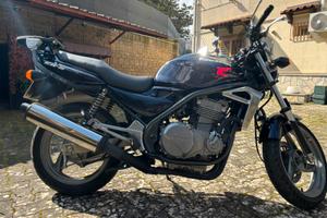 Kawasaki Er500 moto storica