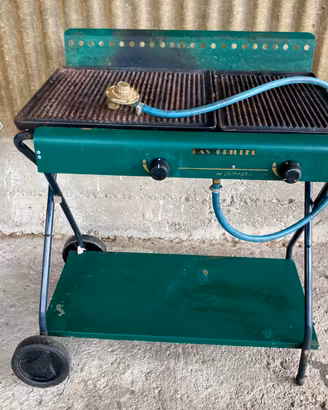 Barbecue a Gas Ompagrill Mod. 4071 GHIV Usato