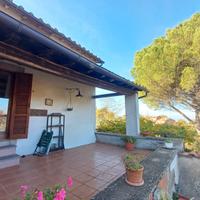 Villa in Strada Case Nuove