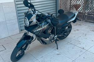 Transalp 700