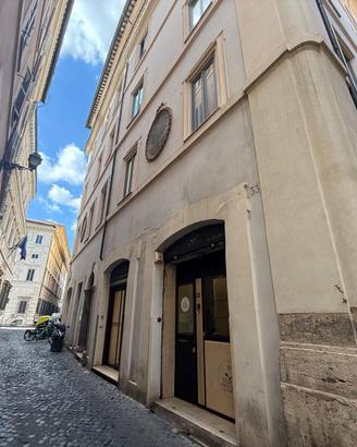 Campo de' fiori - cessione attività parrucchiere