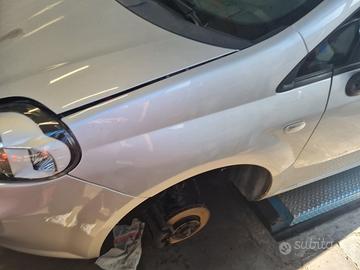 Parafango sinistro FIAT GRANDE PUNTO EVO del 2012
