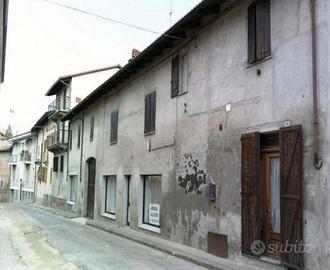 Immobile in asta di 105 m² con 2 locali a Montechi