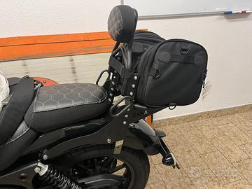 Schienalino e portapacchi Zana per Super Meteor