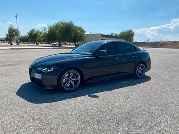 alfa romeo Giulia 2.2 150cv