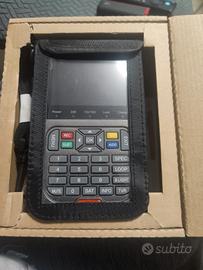 ricercatore satellitare e antenna tv