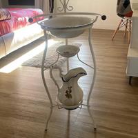 Lavamano antico ristrutturato