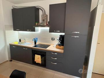 Cucina lineare 