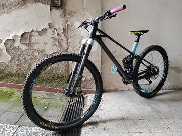 Mondraker foxy r 2019 Enduro 