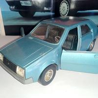 Burago Renault 14 scala 1 24
