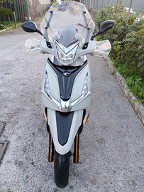 Kymco Agility 300