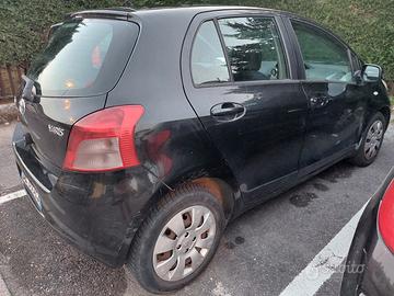 TOYOTA Yaris 1.3 5 porte