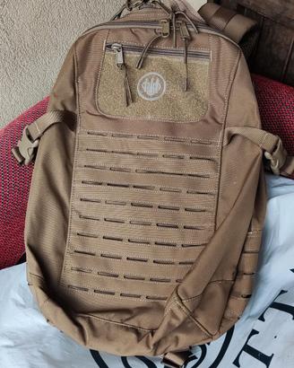 zaino tattico Beretta 29 litri con 2 scomparti 