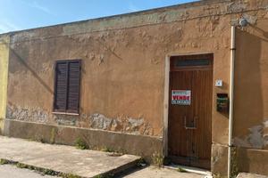 Viddalba casa con giardino