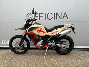 SWM SUPERDUAL X 650 CON VALIGIE